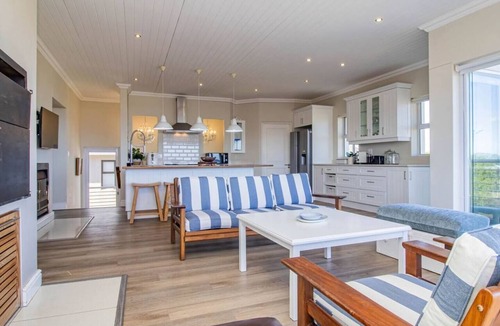Sandbaai Apartment | Salt & Sea | Sandbaai Family Home, Sleeps 10, Ocean View