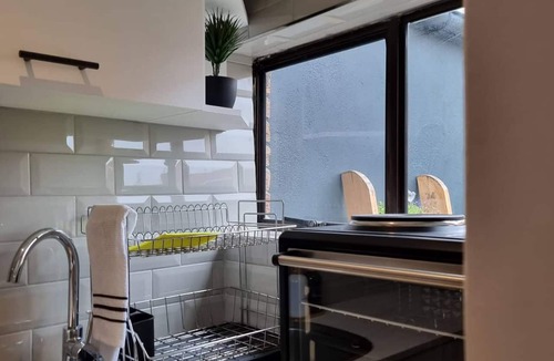 West Beach Apartment | Saxon Guest Cottage Suite