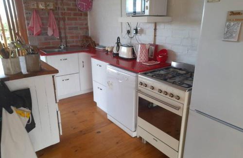 Betty's Bay House | Sea Cottage Agapanthus