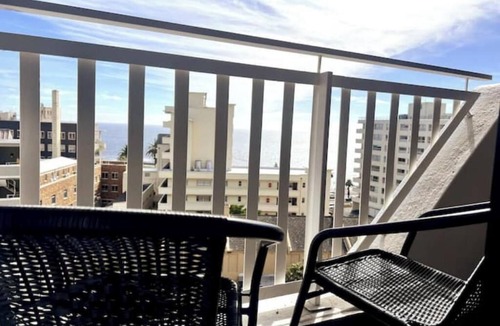 Sea Point Apartment | Sea Point Solace