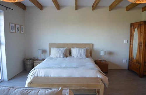 Onrus Apartment | Sea view studio in Onrus