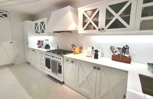 Hout Bay House | Seafront holiday! Security estate, Fireplace, Heated indoor pool, Infrared sauna