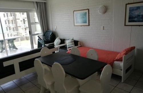 Margate Beach Apartment | Seagull 312