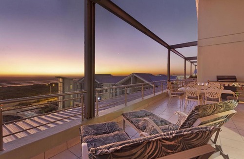 Big Bay Apartment | Seaside Village Penthouse F23