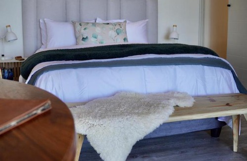 Gansbaai Apartment | Seaview Container Studio