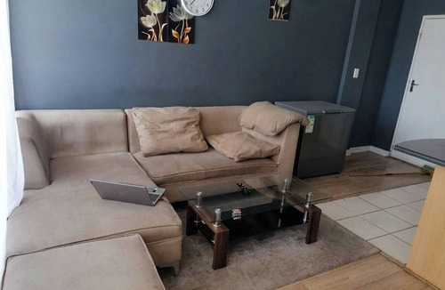 Cape Town Apartment | Serene 1-Bedroom Apartment in Central Cape Town