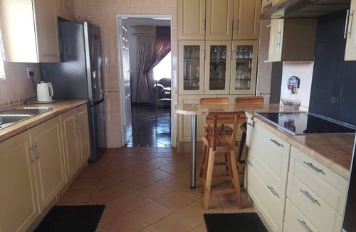 Bojanala House | Serene 3-Bedroom House Rental Near Sun City Resort