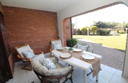 Shelly Beach Apartment | Shelly De La Mer 5