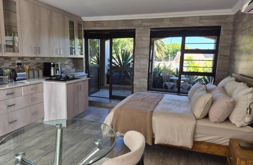 Somerset West House | Somerset Garden Studio