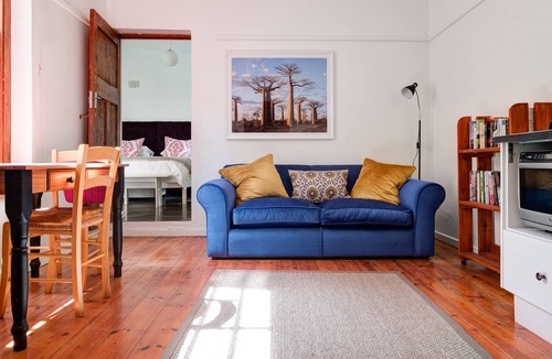 Somerset West Apartment | Sophisticated, Spacious Self-Catering Apartment In Winelands Region