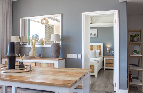 Victoria and Alfred Waterfront Apartment | Spacious 2Bed Harbor Haven | V&A Waterfront Canals