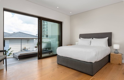 Bloubergstrand Apartment | Spectacular Villa 2 Minutes From The Beach