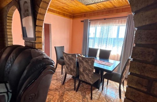 Umzumbe Villa | St faiths B&B