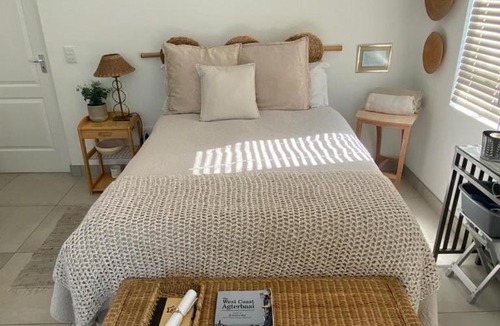 St. Helena Bay Apartment | Stay Over at 113
