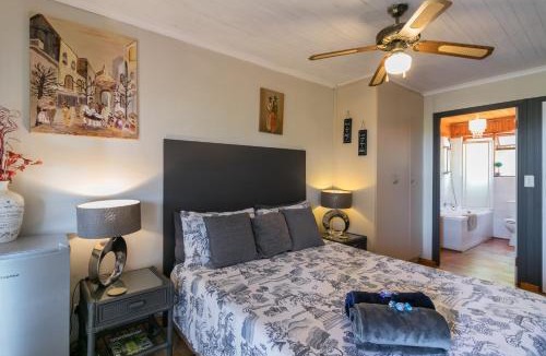 Hunter's Home House | Stellata Home Suite
