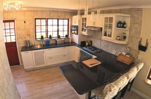 West Beach House | Storms River room, 400 Mbps internet, private bathroom