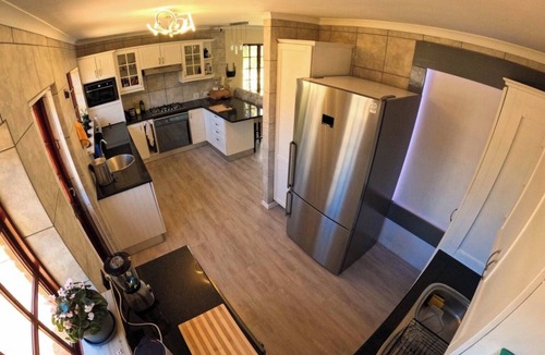 West Beach House | Storms River room, 400 Mbps internet, private bathroom