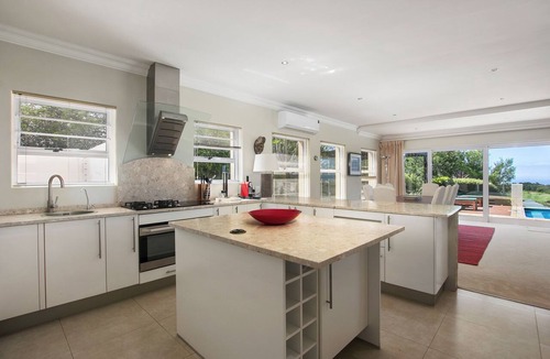 Knysna House | Stunning house on Pezula Championship Course, 4 bedrooms ensuite, private pool