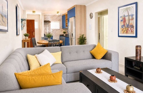 Shelly Beach Apartment | Stunning Sea Views & Direct Beach Access