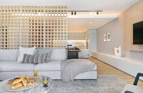 Clifton Apartment | Stunning Views, Short walk to Beach -Clifton Allure
