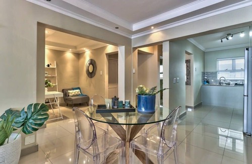Mouille Point Apartment | Stylish 1BR Sea View Apartment near V&A by CTHA