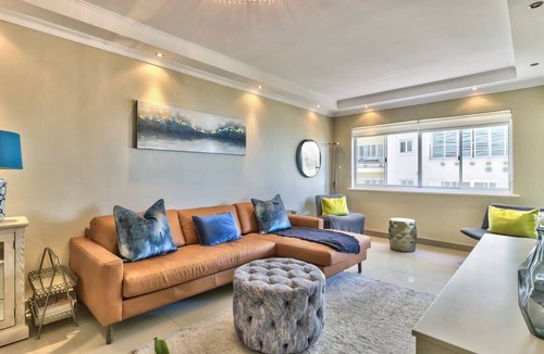 Mouille Point Apartment | Stylish 1BR Sea View Apartment near V&A by CTHA