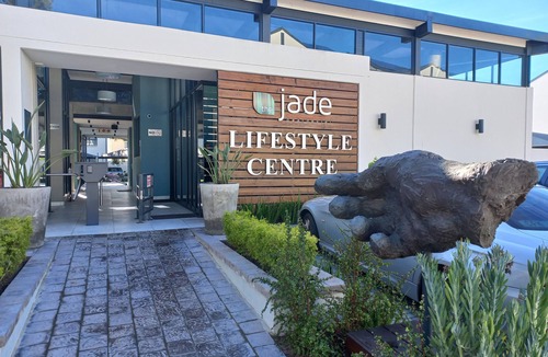 Firgrove Rural Condo | Stylish Apartment in Paardevlei Near Beach, Shops and Hospital