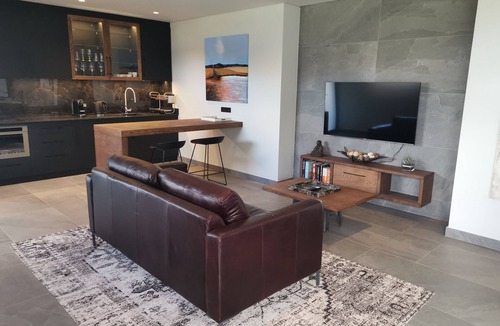 Hout Bay Apartment | Stylish Apartment with Stunning Views over Hout Bay