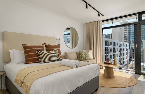 Cape Town City Centre Apartment | Stylish City Retreat at The York