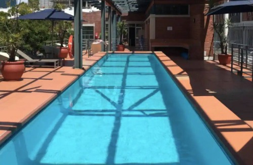 Cape Town City Centre Apartment | Stylish De Waterkant Loft Pool Patio V&A adjacent