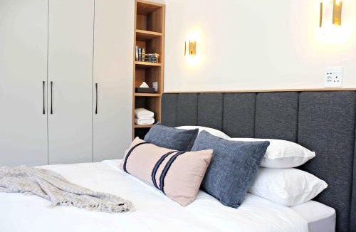 Sunset Beach Apartment | Sunset Stay - Garden Flat