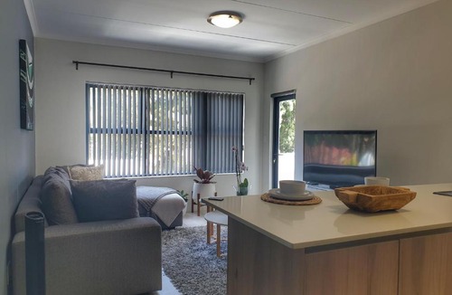 Firgrove Rural Apartment | SunSu Stays