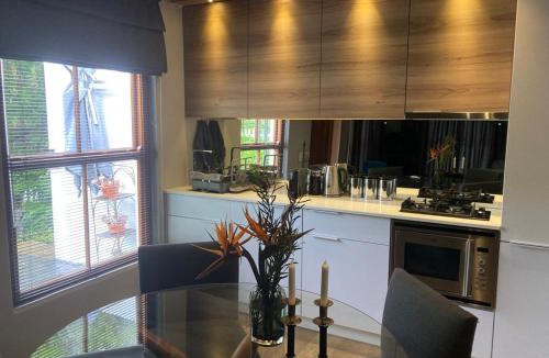 Cape Winelands Apartment | Swan Cottage