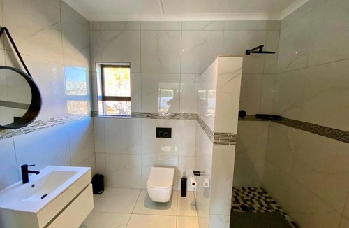 De Aar Bed & Breakfast | Swizzs Guest House