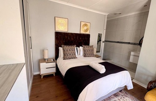 De Aar Bed & Breakfast | Swizzs Guest House