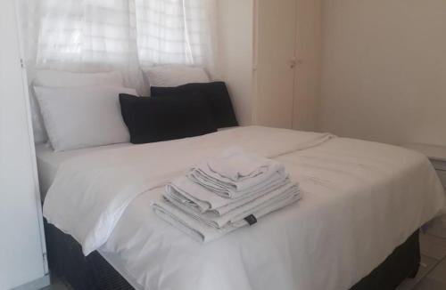 Sandown Apartment | The Apartment On Katherine Street In Central Sandton