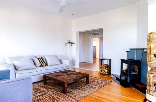 Green Point Apartment | The Atlantic Slope Table Mountain to Sea
