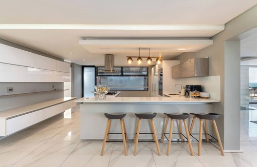 Bloubergstrand House | The Blouberg Lookout
