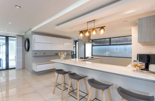 Bloubergstrand House | The Blouberg Lookout