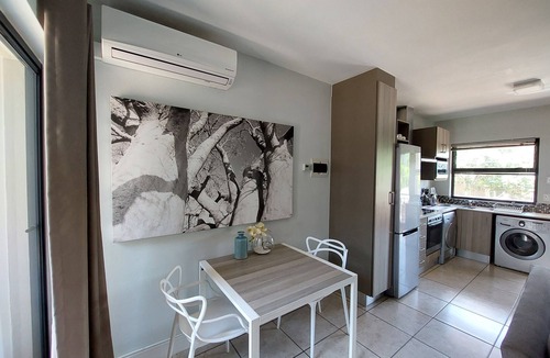 Greater Johannesburg Metropolitan Area Apartment | The Cube Luxury furnished apartments