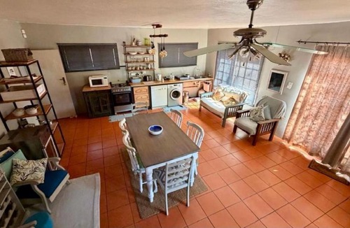 Rooihuiskraal Apartment | The DALI Guesthouse
