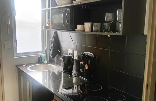Downtown Johannesburg Apartment | The Farmer Studio Maboneng