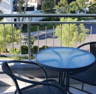 Firgrove Rural Apartment | The Jade Somerset West Beachfront Apartment with Pool & Mountain Views