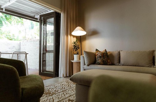 Menlo Park Apartment | The Lane Residence
