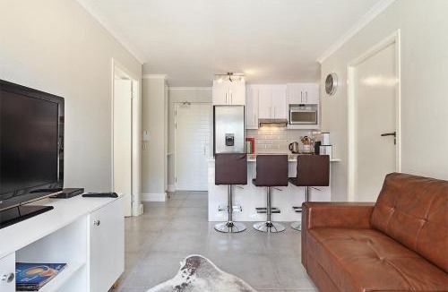 Observatory Apartment | The Paragon 317