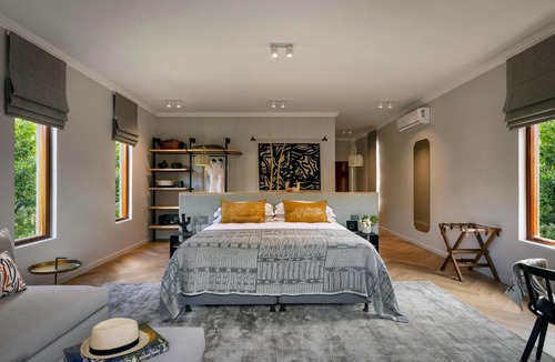 Greater Johannesburg Metropolitan Area Hotel | The Peech Hotel