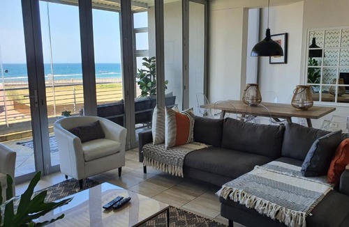 Durban Point Apartment | The Quays 405 across the Ocean near Ushaka