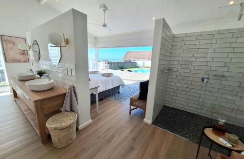 Port Alfred House | The Rest Beach House- Private pool and Solar