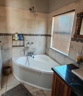 Malmesbury Apartment | The Resting Place