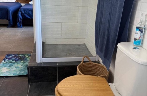 Jeffreys Bay House | The Salt Life – Spacious Coastal Holiday Home, 100m From the Beach